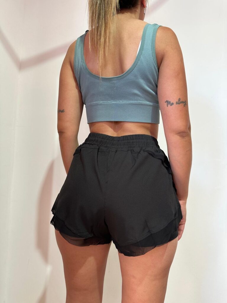 Short con calza deportivo