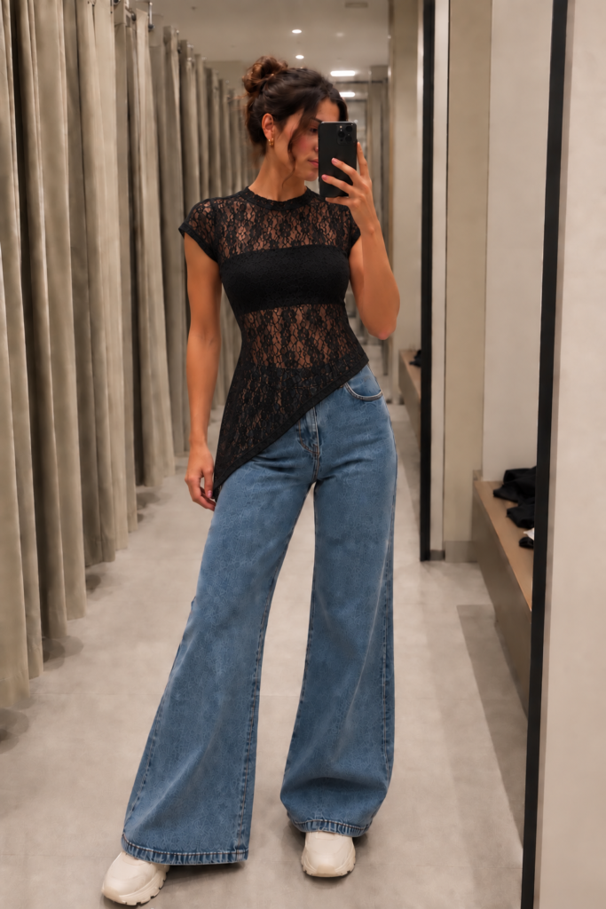 Blusa encaje pico