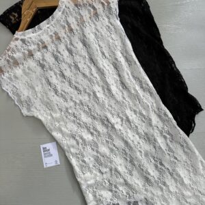 Blusa encaje pico